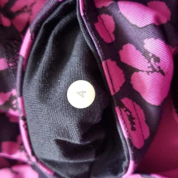 LULULEMON Leggings - Picture 16 of 16